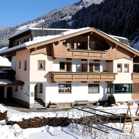 Ferienwohnungen Rahm Mayrhofen Oda fotoğraf